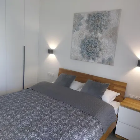 Apartment Apartment In Siano Ty Near Sandy Beach, Cleaning Included *