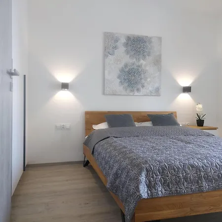 Apartment In Siano Ty Near Sandy Beach, Cleaning Included Διαμέρισμα *